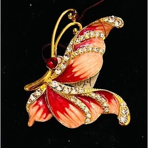 Exceptional Vintage Butterfly brooch with peach/coral enamel clear crystals